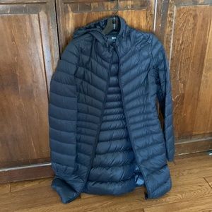 Uniqlo light weight tunic length puffer / XS / great condition